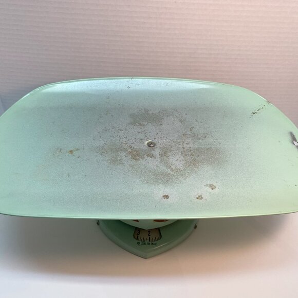 Counselor Vintage Metal Baby Scale with Elephant and Horse Stickers / Nursery - Picture 3 of 4
